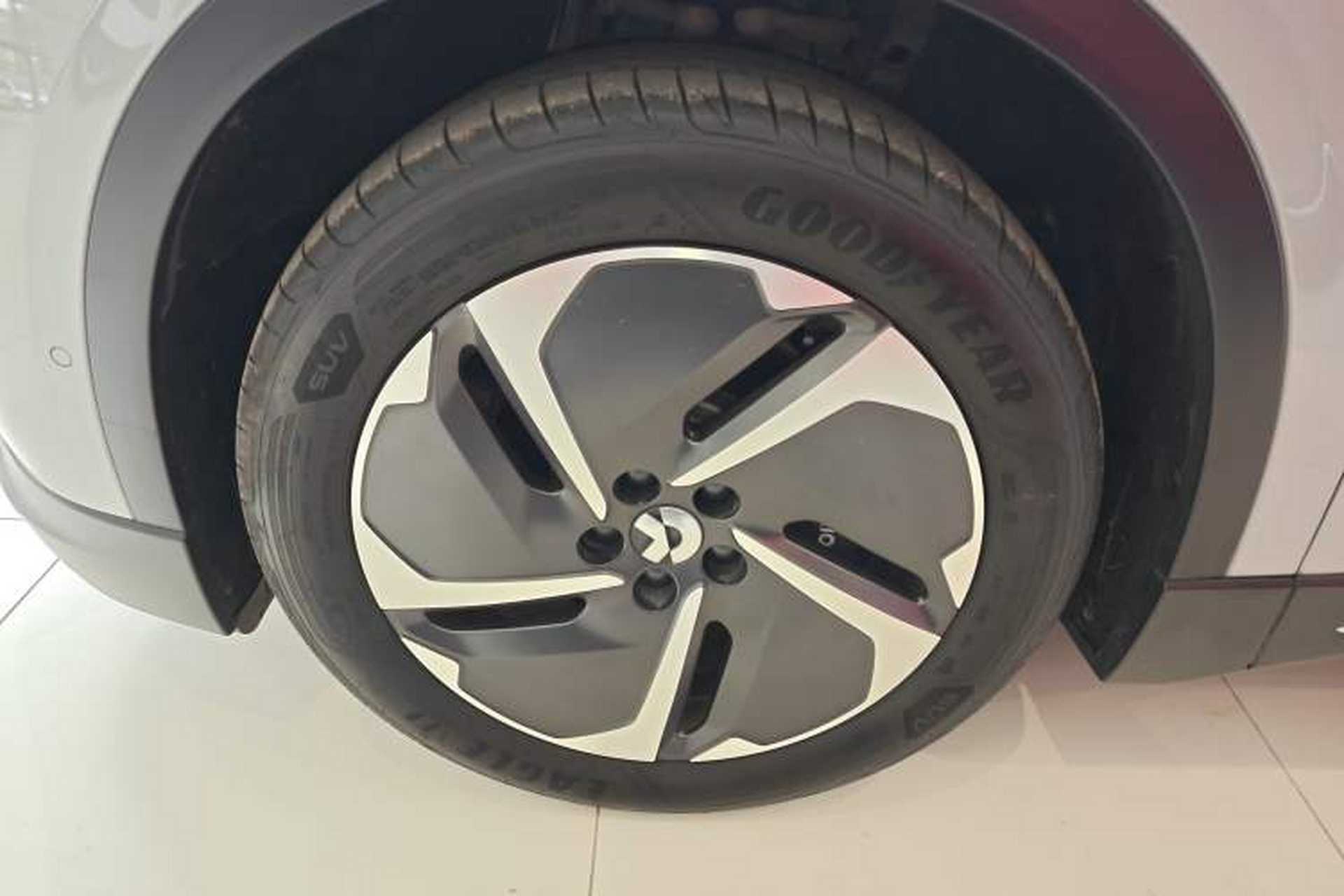 Used Nio EC6 2023 75 kWh Left Front Wheel Hub