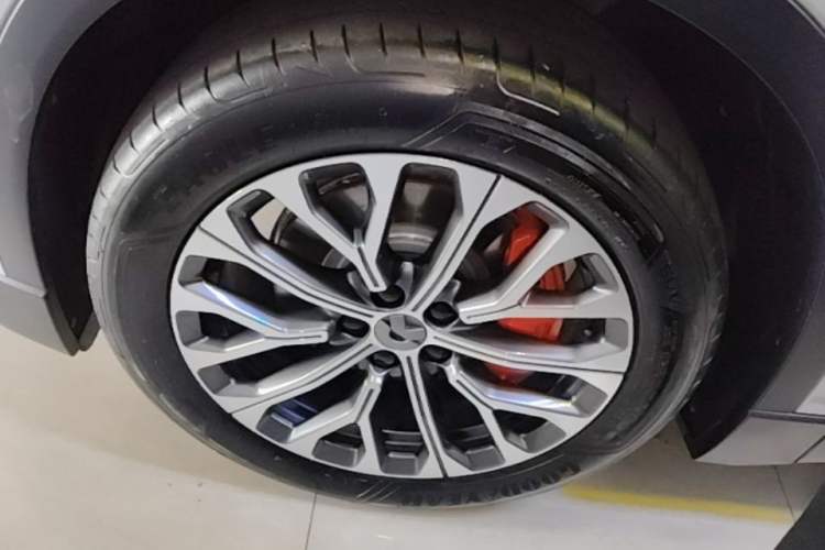 Used Nio EC6 2023 75 kWh Left Front Wheel Hub