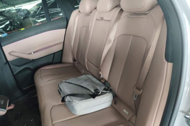 Used Nio EC6 2023 75 kWh Left Rear Seat