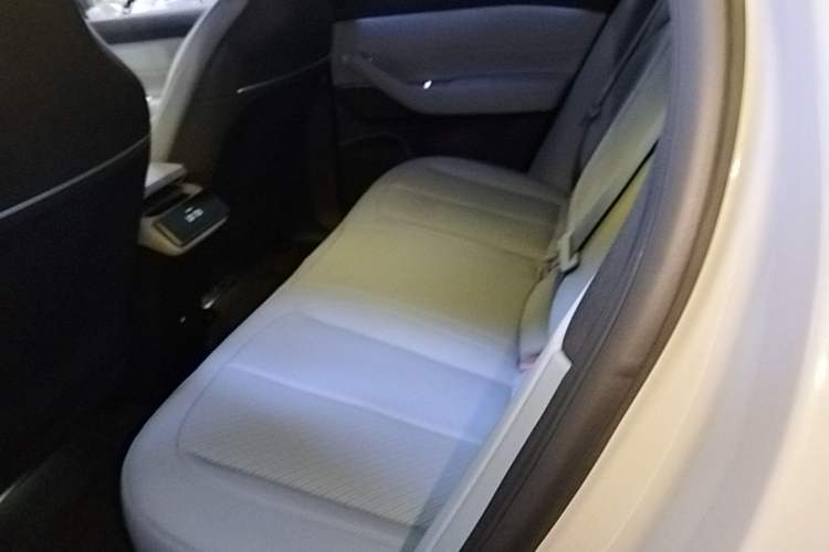 Used Nio EC6 2023 75 kWh Left Rear Seat