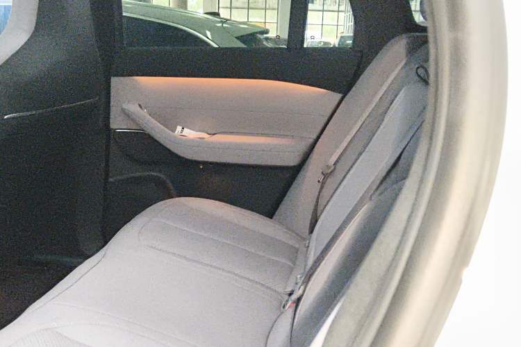 Used Nio EC6 2023 75 kWh Left Rear Seat