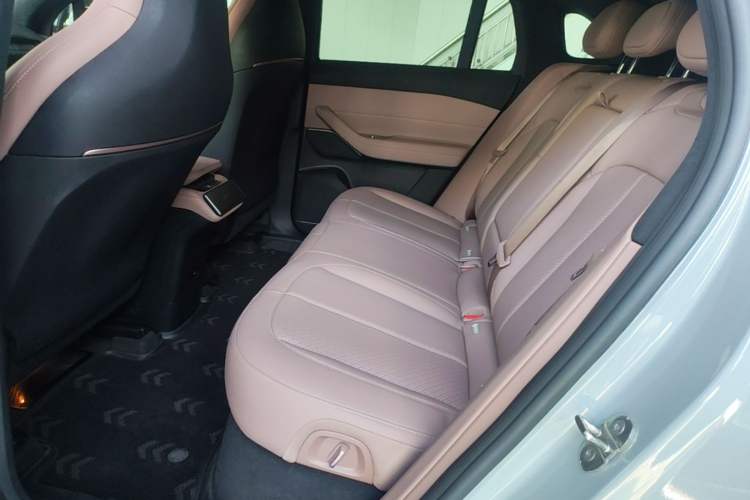 Used Nio EC6 2023 75 kWh Left Rear Seat