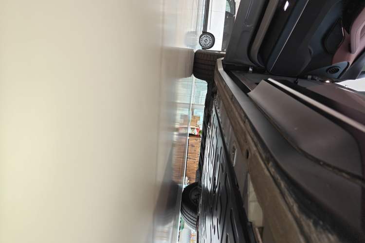Used Nio EC6 2023 75 kWh Left Side Sill