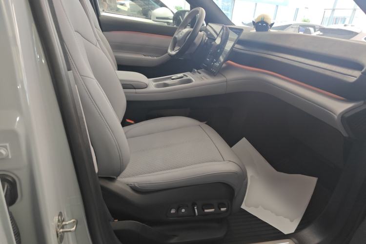 Used Nio EC6 2023 75 kWh Right Front Seat