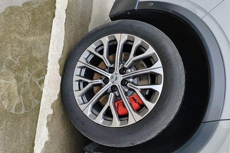 Used Nio EC6 2023 75 kWh Right Rear Wheel Hub