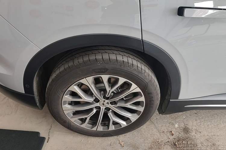 Used Nio EC6 2023 75 kWh Right Rear Wheel Hub