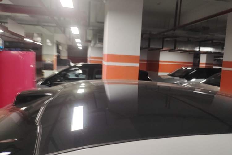 Used Nio EC6 2023 75 kWh Roof