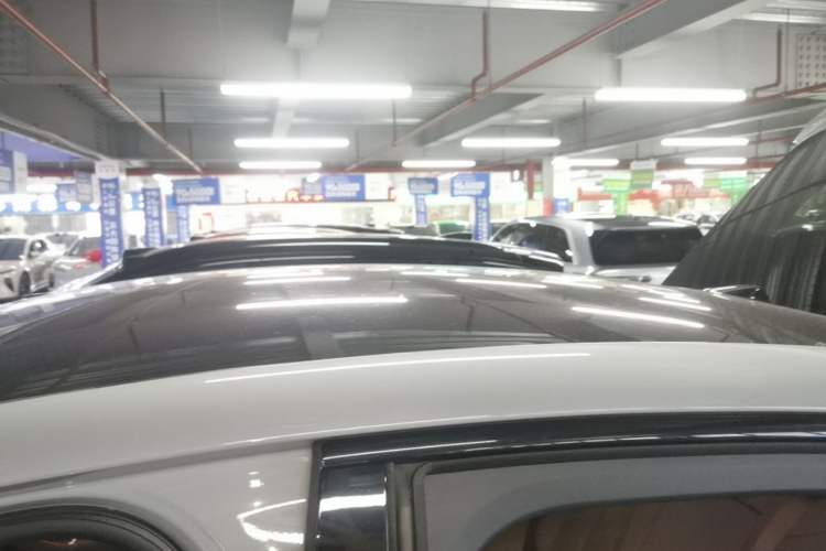Used Nio EC6 2023 75 kWh Roof