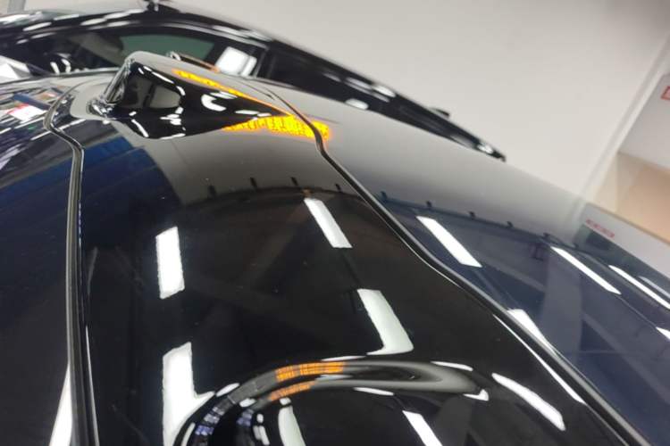 Used Nio EC6 2023 75 kWh Roof