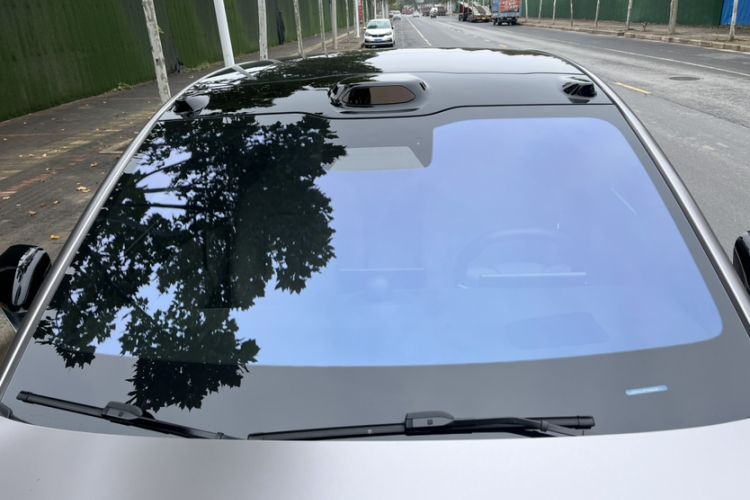 Used Nio EC6 2023 75 kWh Roof