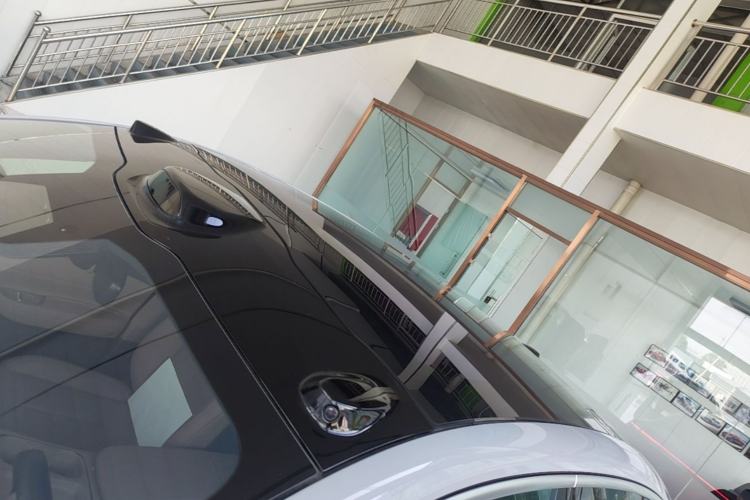 Used Nio EC6 2023 75 kWh Roof