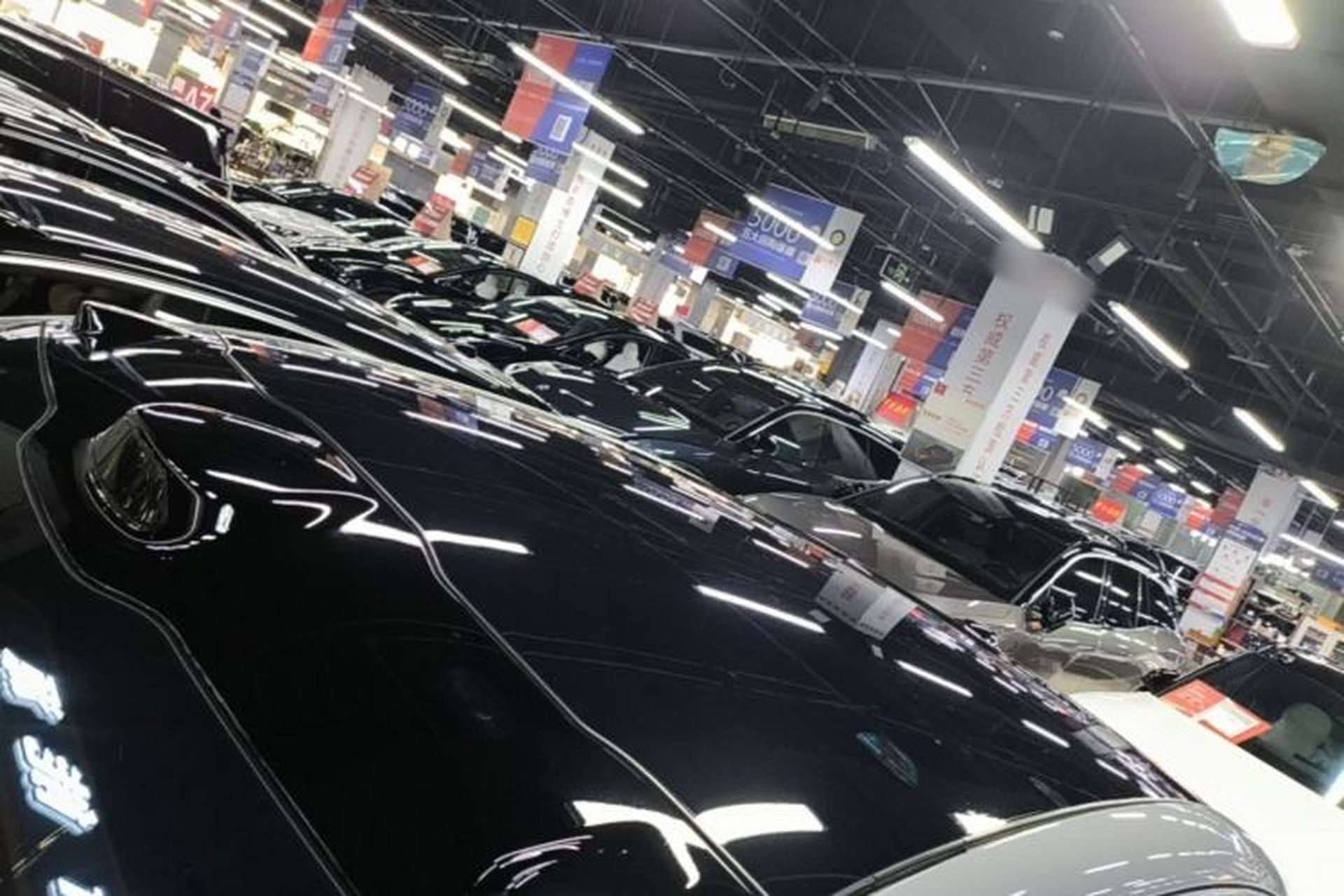 Used Nio EC6 2023 75 kWh Roof