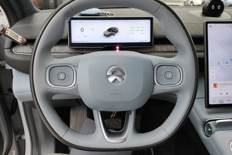 Used Nio EC6 2023 75 kWh Steering Wheel