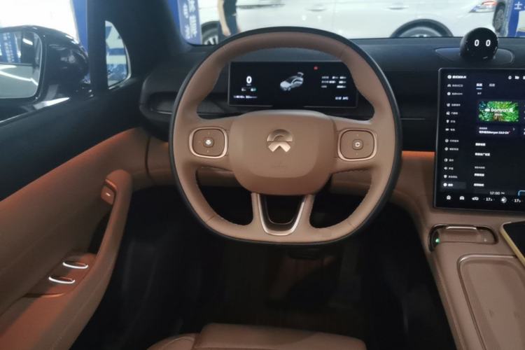 Used Nio EC6 2023 75 kWh Steering Wheel