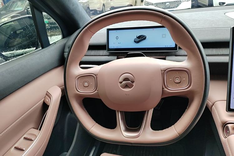 Used Nio EC6 2023 75 kWh Steering Wheel
