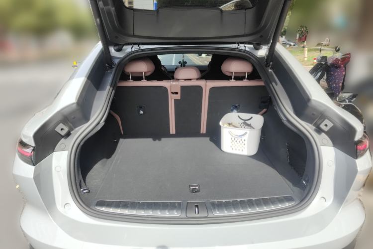 Used Nio EC6 2023 75 kWh Trunk