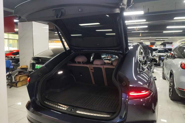 Used Nio EC6 2023 75 kWh Trunk