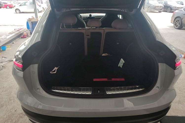 Used Nio EC6 2023 75 kWh Trunk