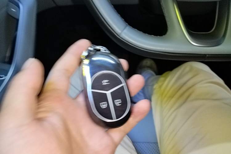 Used Nio EC6 2023 75 kWh Vehicle Key