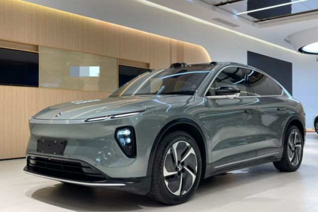 Used Nio EC6 2023 75 kWh