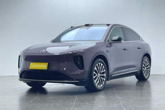 Used Nio EC6 2023 75 kWh