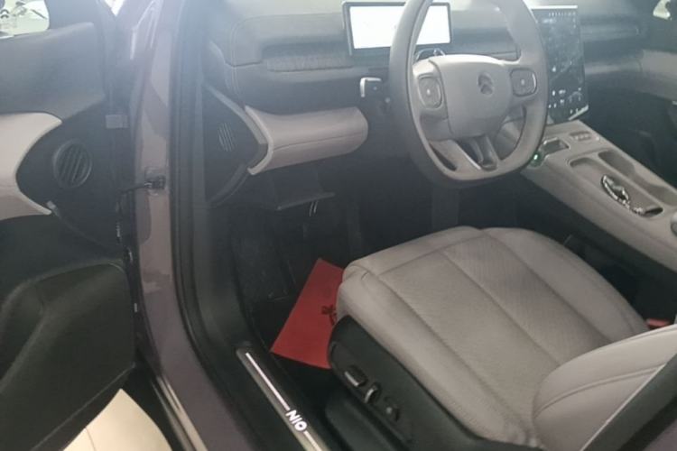 Used Nio EC6 2023 75 kWh Driver Seat