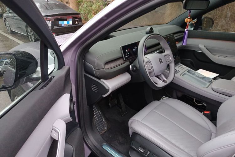 Used Nio EC6 2023 75 kWh Driver Seat