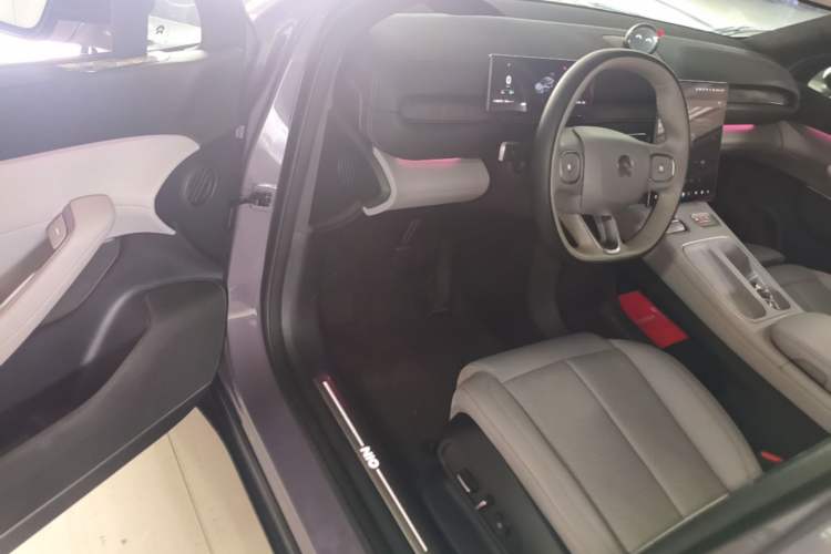 Used Nio EC6 2023 75 kWh Driver Seat