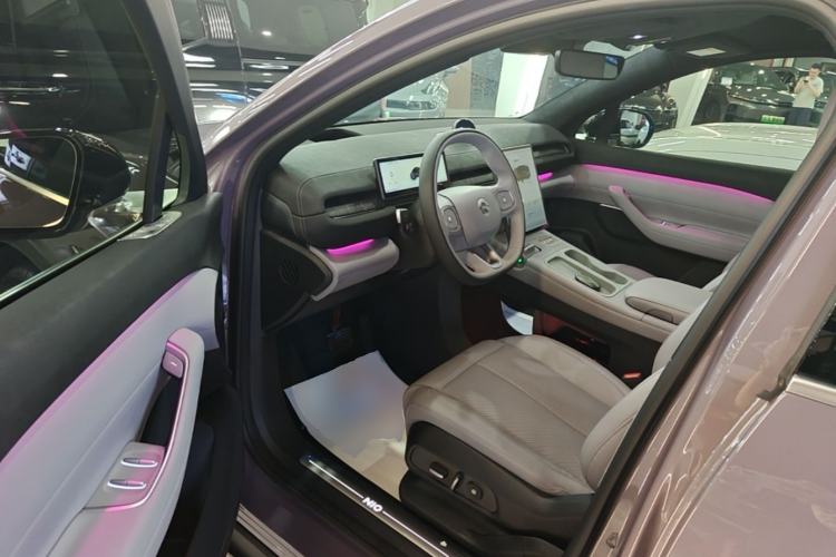 Used Nio EC6 2023 75 kWh Driver Seat