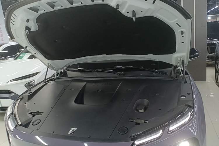 Used Nio EC6 2023 75 kWh Engine Bay