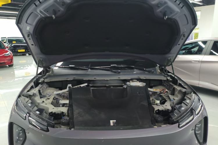 Used Nio EC6 2023 75 kWh Engine Bay