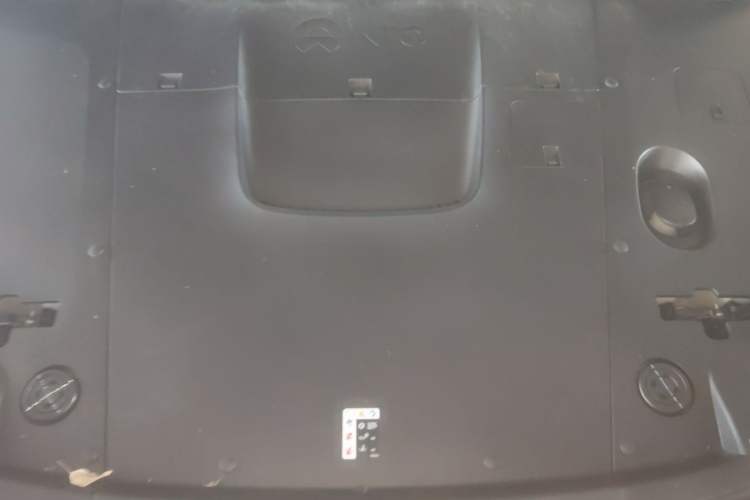 Used Nio EC6 2023 75 kWh Engine Bay