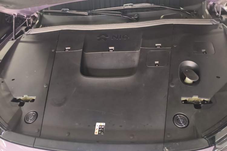 Used Nio EC6 2023 75 kWh Engine Bay