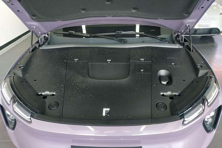 Used Nio EC6 2023 75 kWh Engine Bay