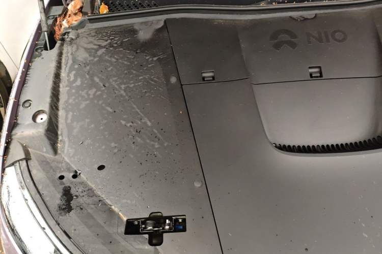 Used Nio EC6 2023 75 kWh Engine Bay Right