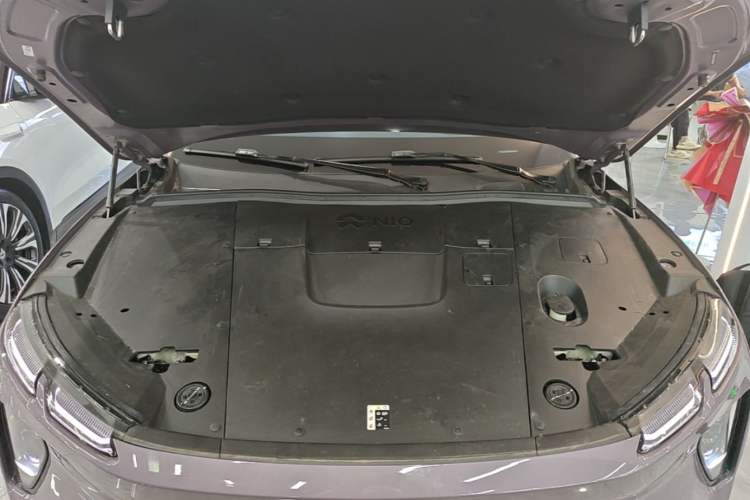 Used Nio EC6 2023 75 kWh Engine Bay