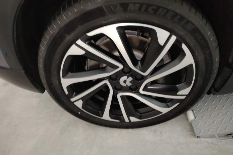 Used Nio EC6 2023 75 kWh Exterior 5
