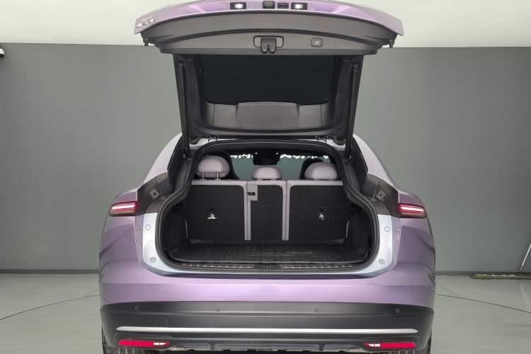 Used Nio EC6 2023 75 kWh Exterior 7