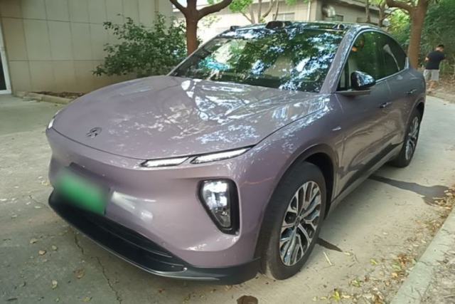 Used Nio EC6 2023 75 kWh