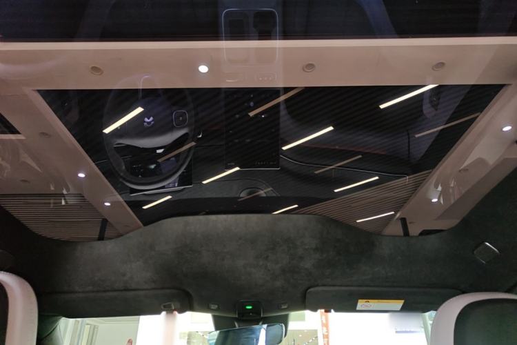 Used Nio EC6 2023 75 kWh Headliner