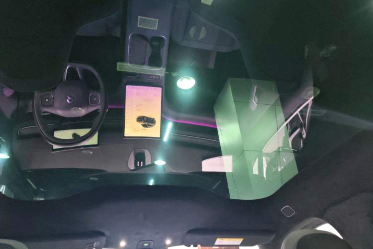 Used Nio EC6 2023 100kWh Headliner