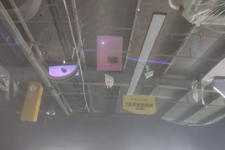 Used Nio EC6 2023 75 kWh Headliner