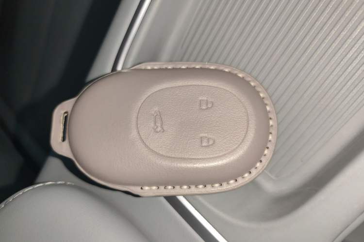 Used Nio EC6 2023 75 kWh Interior 1