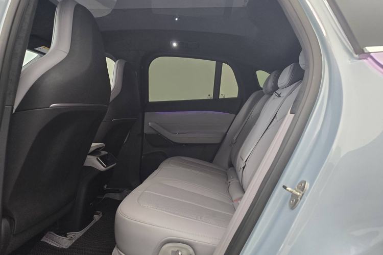 Used Nio EC6 2023 75 kWh Interior 3