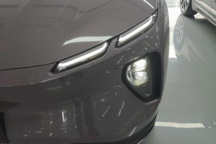 Used Nio EC6 2023 75 kWh Left Front Headlight