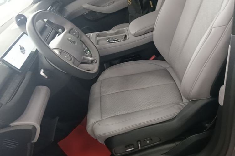 Used Nio EC6 2023 75 kWh Left Front Seat