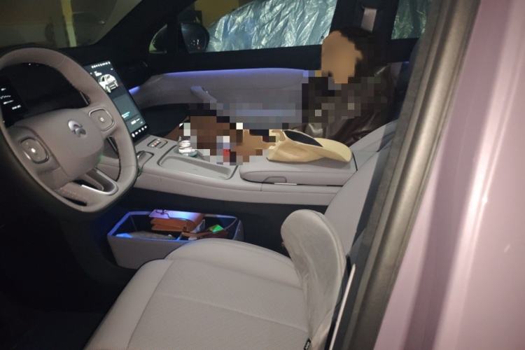 Used Nio EC6 2023 75 kWh Left Front Seat