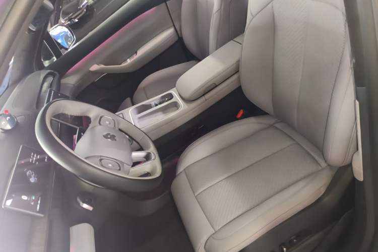 Used Nio EC6 2023 75 kWh Left Front Seat