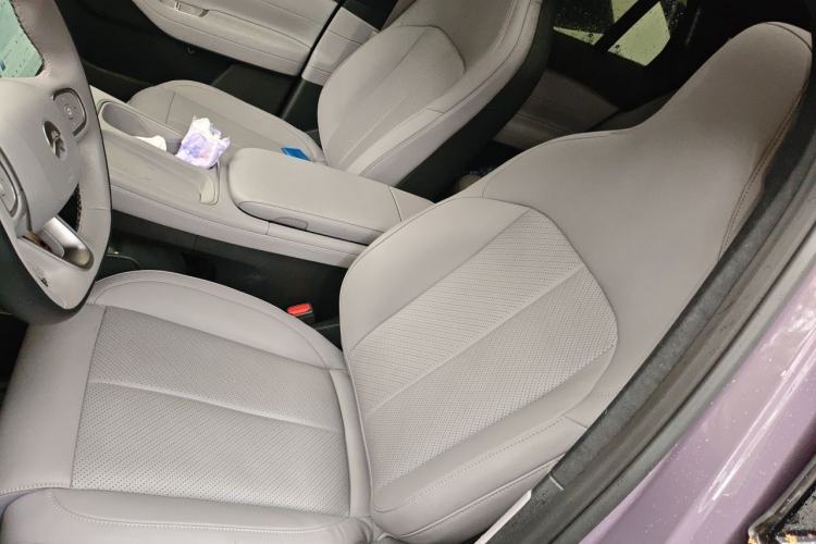 Used Nio EC6 2023 75 kWh Left Front Seat