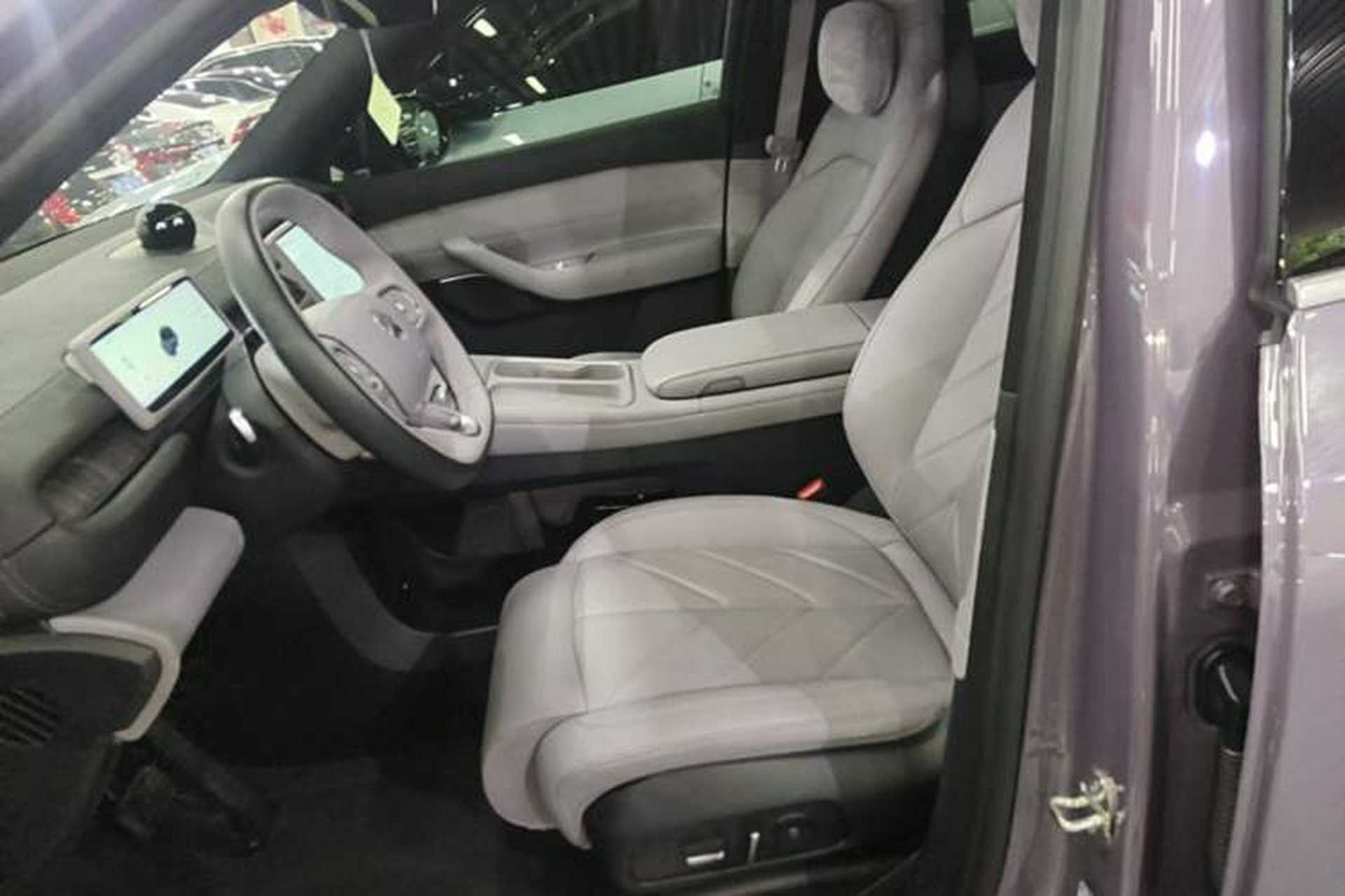 Used Nio EC6 2023 75 kWh Left Front Seat